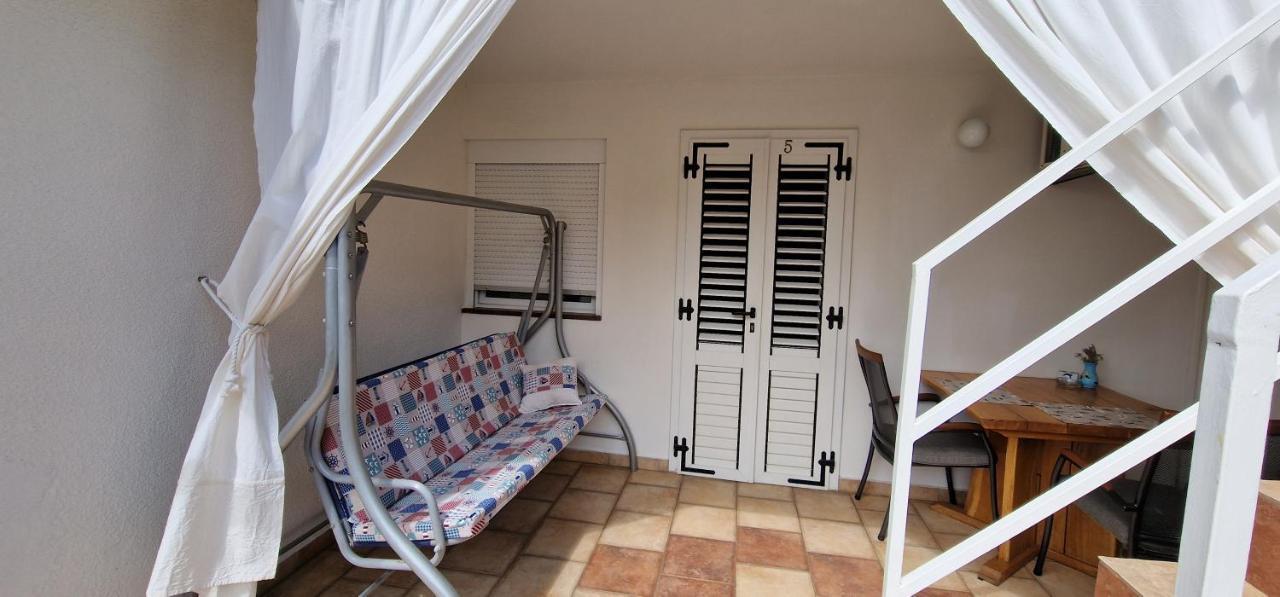 Apartmani Dutkovic Врбоска Экстерьер фото